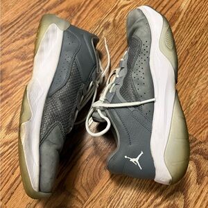 Nike Mens Air Jordan 11 CMFT CW0784-001 Gray Basketball Shoes Sneakers Size 9
